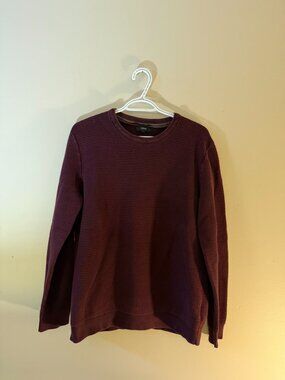 Burgundy knit crewneck sweater size XL